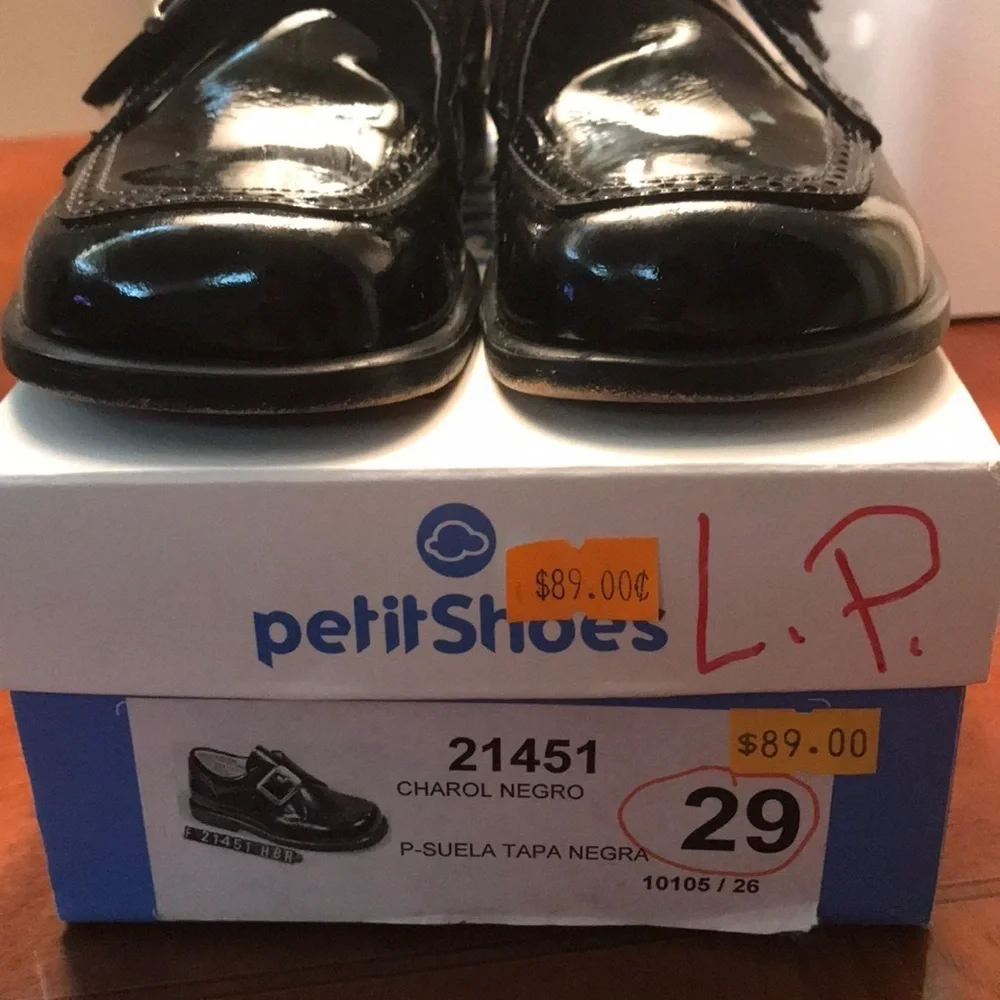 Petite Shoes Sz 29
